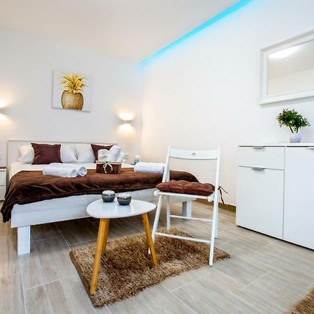 Apartment Nives In The City Center - Free Parking Split Exterior foto