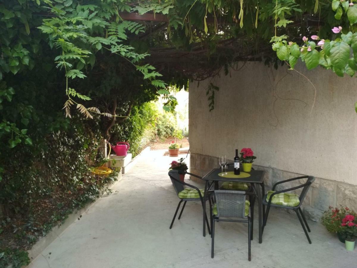 Apartment Nives In The City Center - Free Parking Split Exterior foto