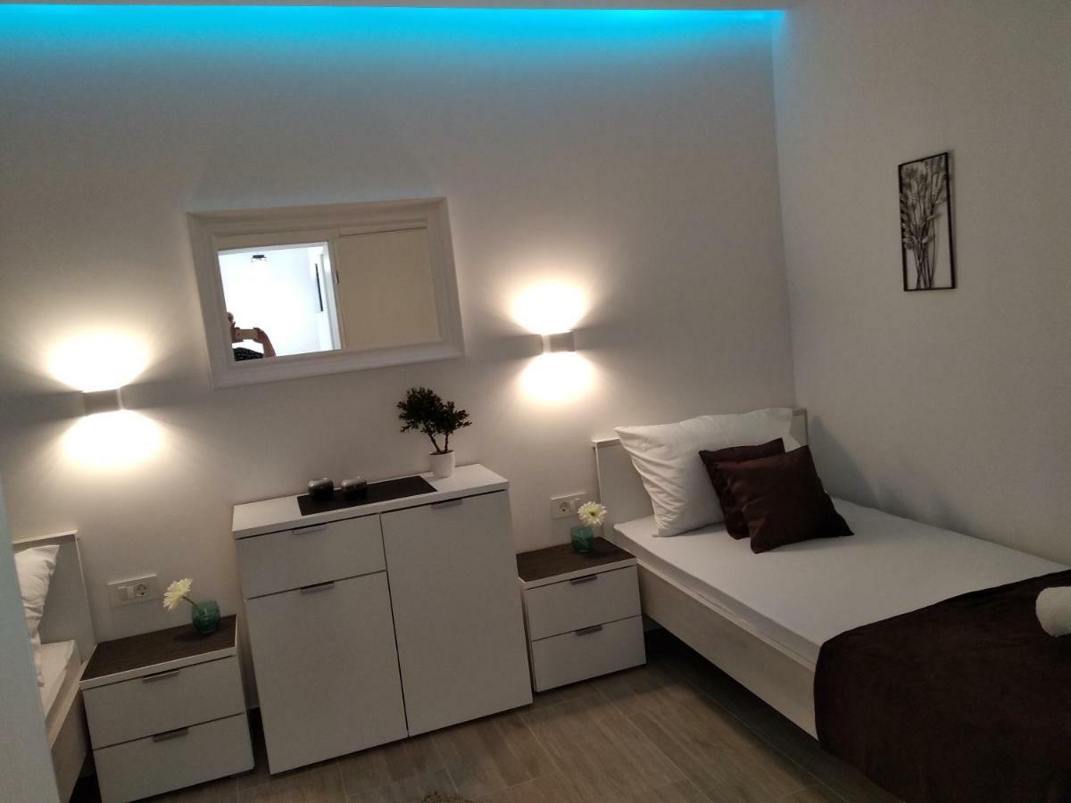 Apartment Nives In The City Center - Free Parking Split Exterior foto