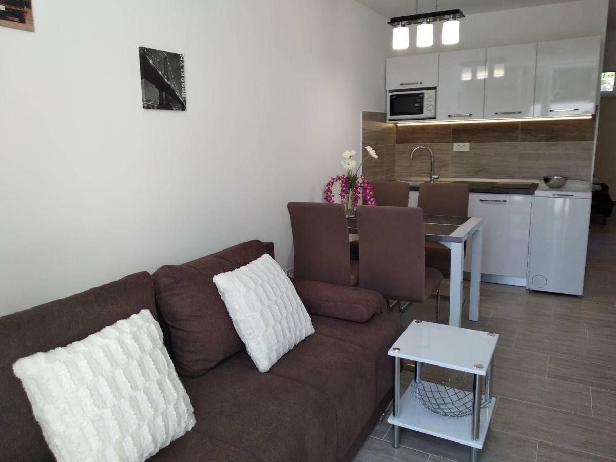 Apartment Nives In The City Center - Free Parking Split Exterior foto