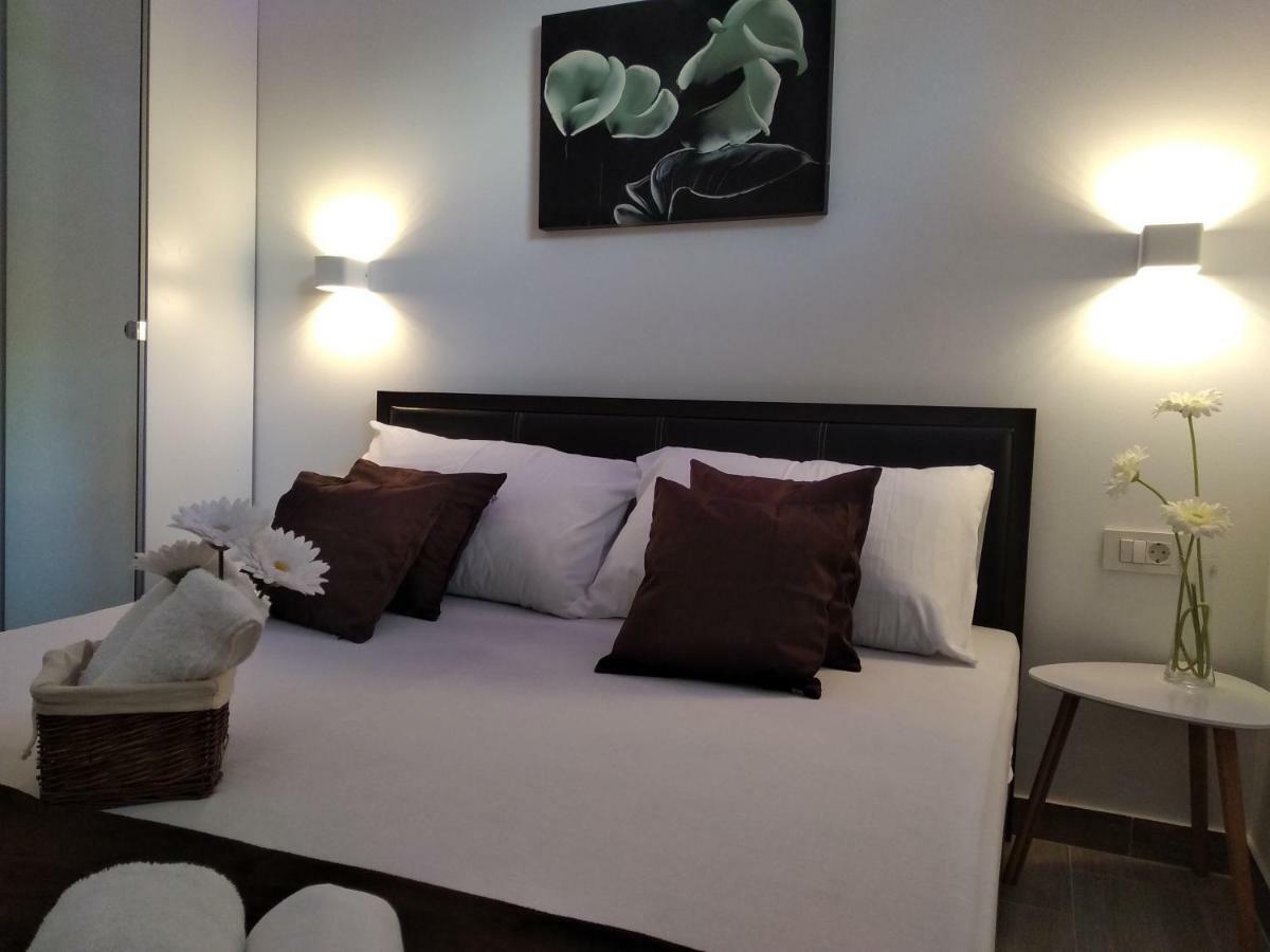 Apartment Nives In The City Center - Free Parking Split Exterior foto