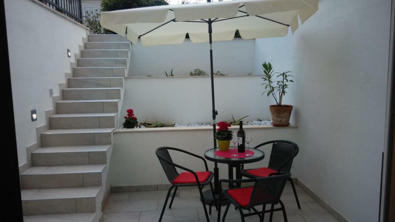 Apartment Nives In The City Center - Free Parking Split Exterior foto