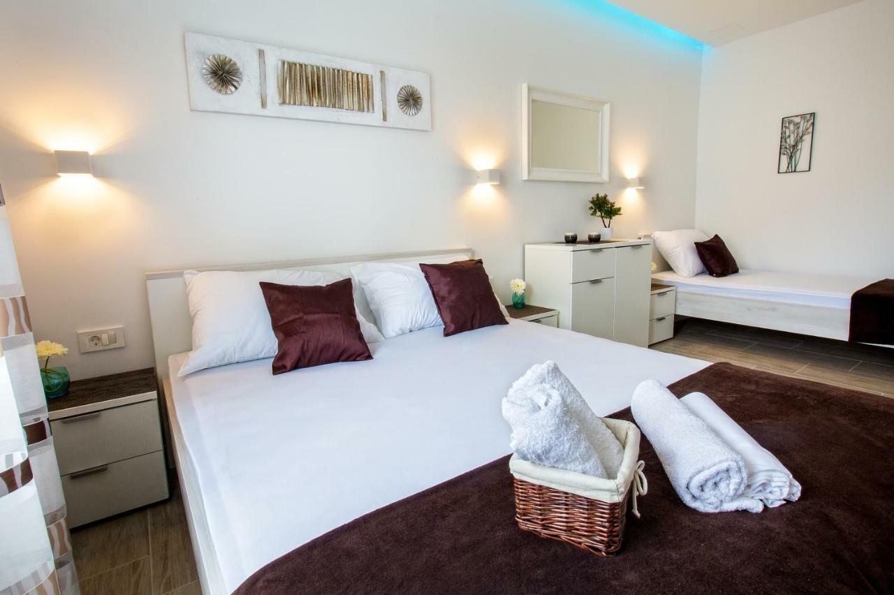 Apartment Nives In The City Center - Free Parking Split Exterior foto