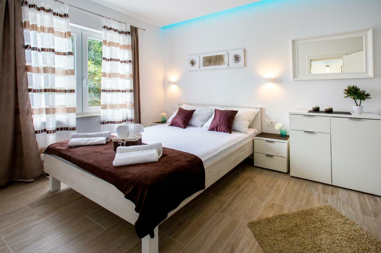 Apartment Nives In The City Center - Free Parking Split Exterior foto