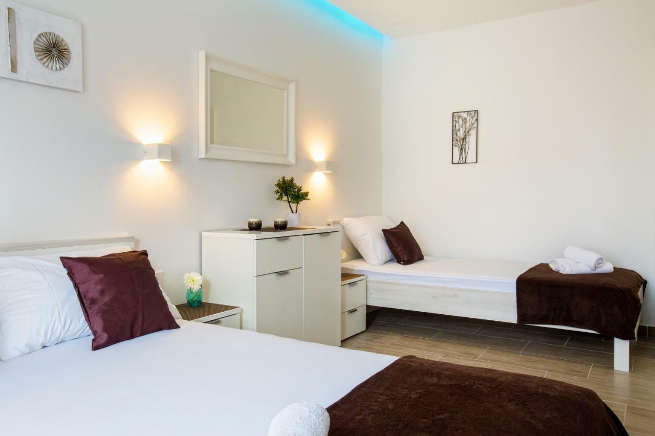 Apartment Nives In The City Center - Free Parking Split Exterior foto